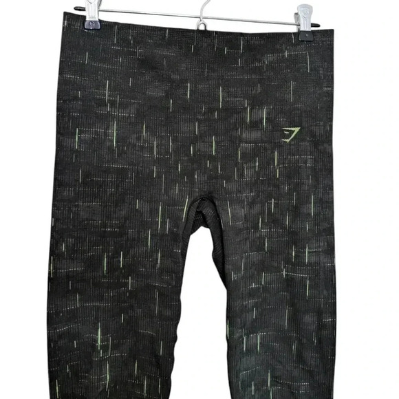 Gymshark Illumination Leggings Seamless Green Neon  Accents Women's size Medium - Picture 5 of 11